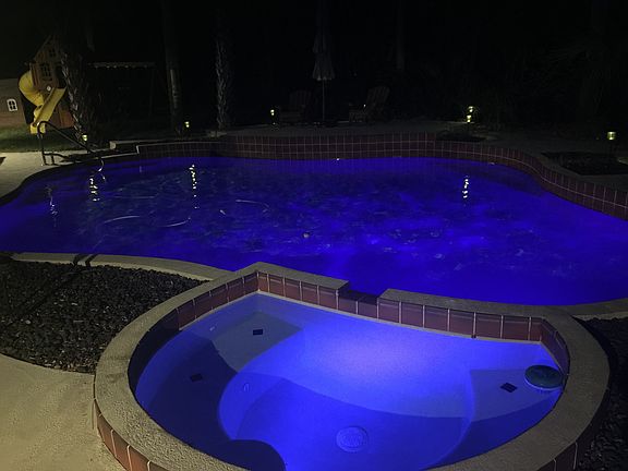 2nd image of 1829 Crowley Cir