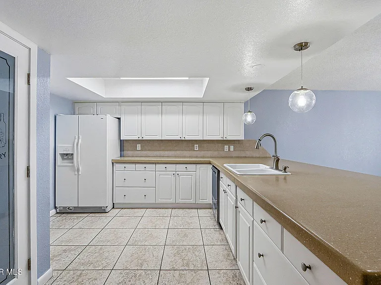 6141 Sierra Valle Ln — Photo 13