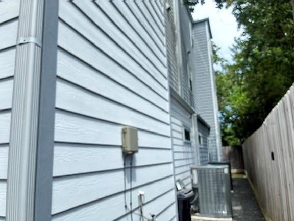 3rd image of 622 Janisch Rd #F