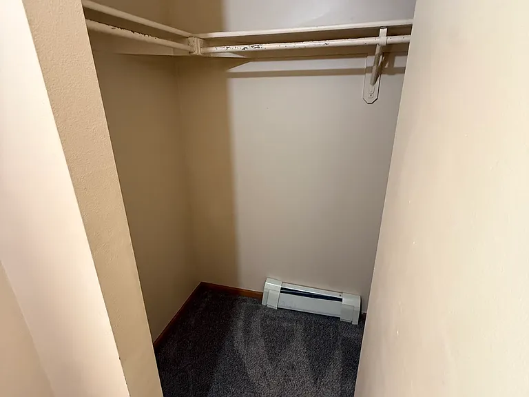 3131 Bell Dr — Photo 9