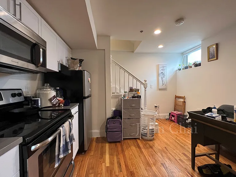 10 Brainerd Rd #17D — Photo 10