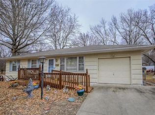 400 S Benton St, Pleasant Hill, MO 64080
