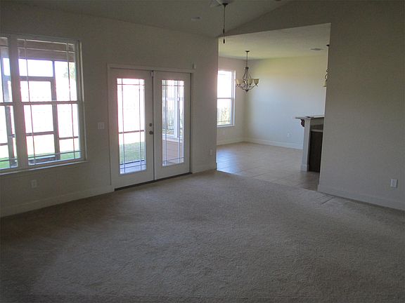 Spacious living room