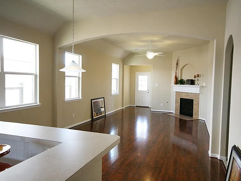 24547 Foxberry Gln — Photo 3