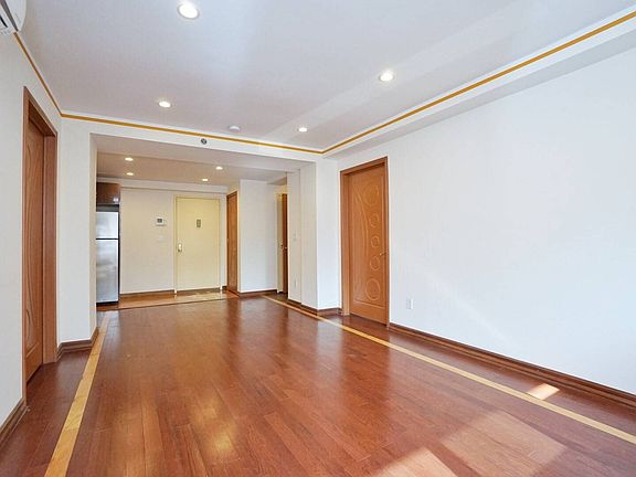 5th image of 1495 E 28th St APT 2A