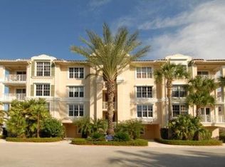 4860 S Harbor Dr APT 401, Vero Beach, FL 32967