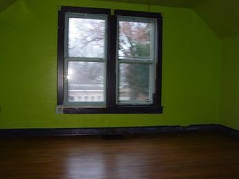 3rd image of 4219 Lenox Ave