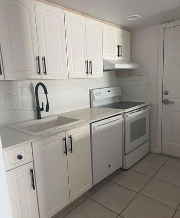 4th image of 290 Sunrise Dr #3-A