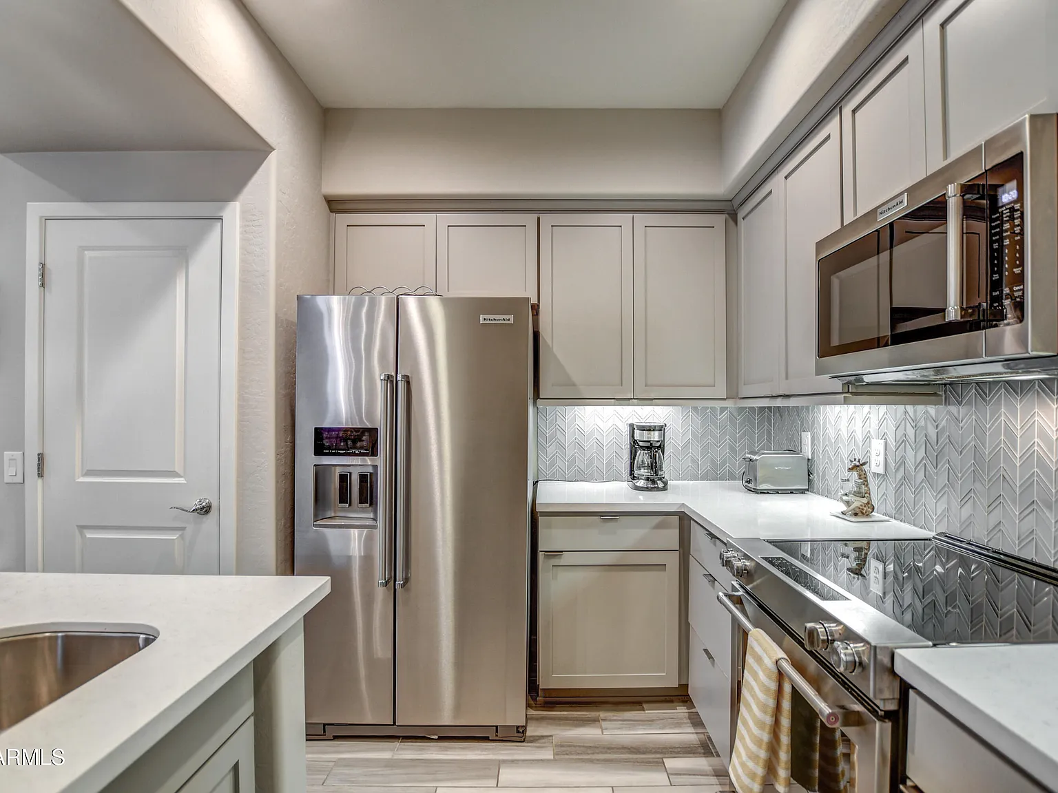 2 bed, 1700 sqft, $2,800 — Photo 1