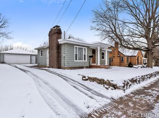 2035 Greenfield Ave SW, Wyoming, MI 49519