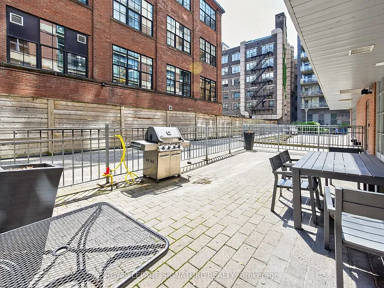 23 Brant St #213 — Photo 33