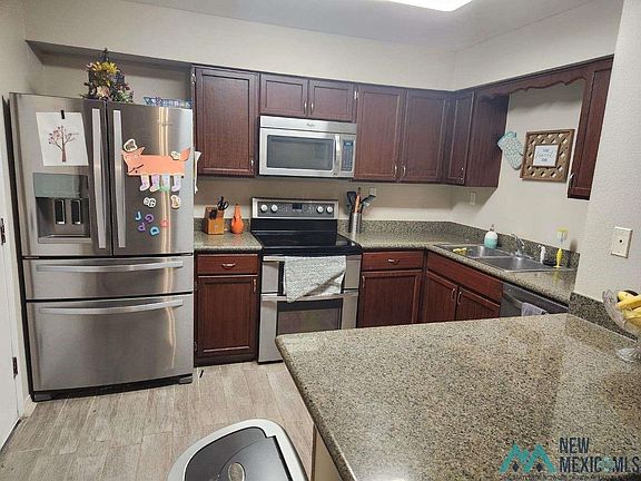 4th image of 522 E Kiva Dr