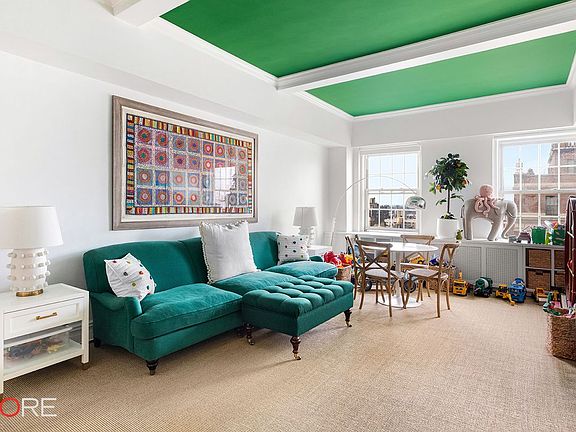 5th image of 39 5th Ave APT 14B