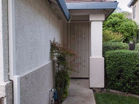 2nd image of 5521 Tamarindo Ln