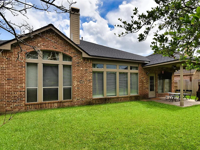 13611 Summer Cloud Ln — Photo 34
