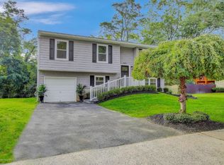 12 Brookside Rd, Neptune, NJ 07753