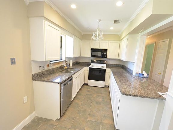 3rd image of 103 Hindman St