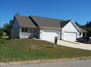 18998 168th Ave, Spring Lake, MI 49456