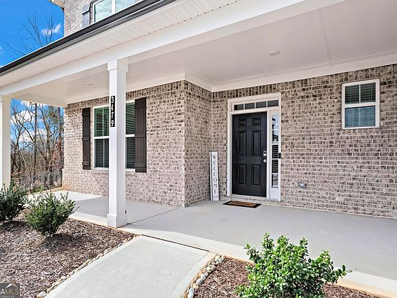 3rd image of 3479 Jasmine Way SW