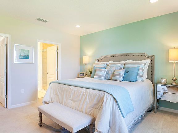 4th image of 3530 Wild Banyan Way