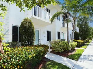 2621 NE 212th Ter UNIT 204, Miami, FL 33180
