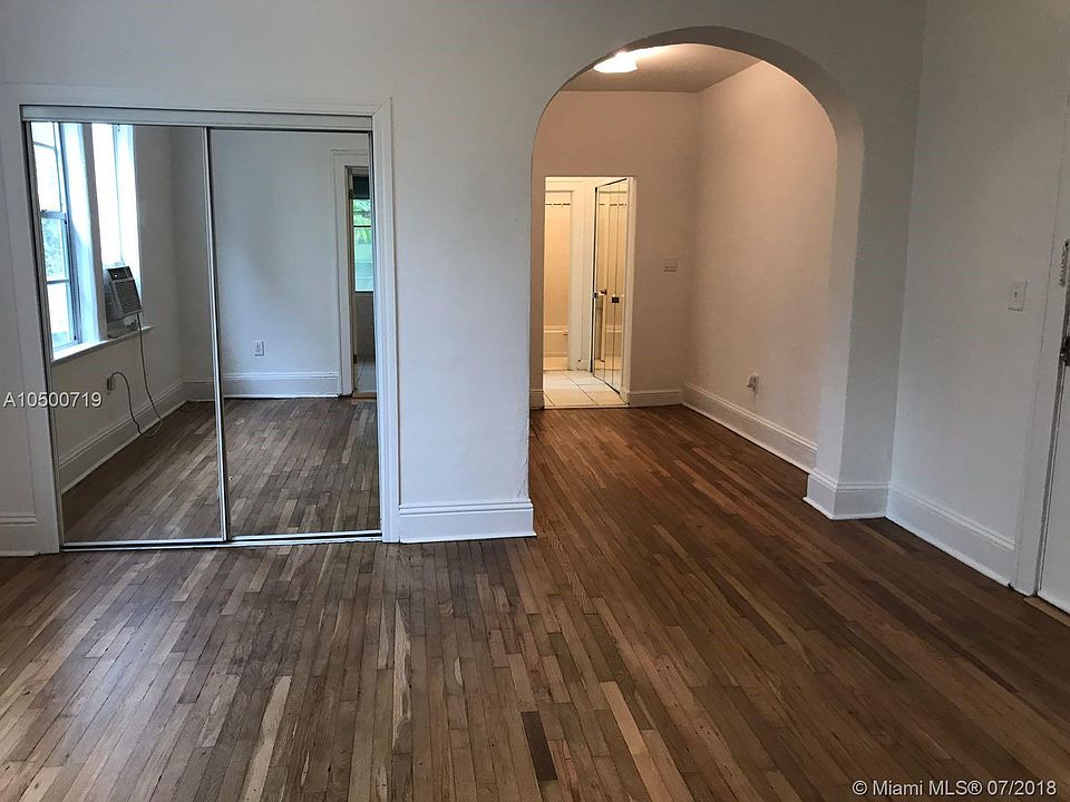 1st image of 3433 Garden Ave