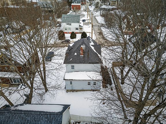 3rd image of 9 Brooks Street