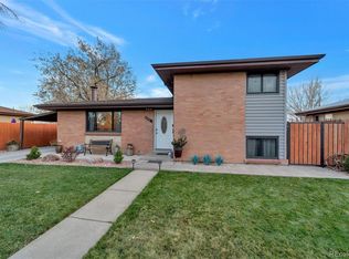 12792 Park Lane Dr, Aurora, CO 80011