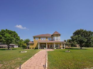 5595 Lopez Valley, Von Ormy, TX 78073
