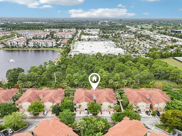 4901 Bonsai Circle #105, Palm Beach Gardens, FL 33418