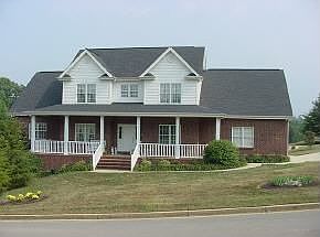 1st image of 103 Carriage Ln