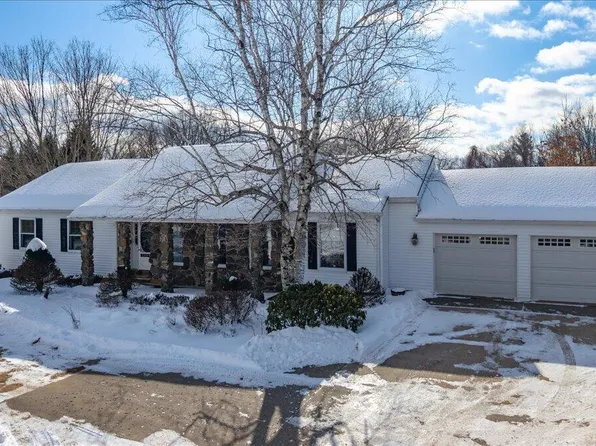 42 Vosburgh Road, Mechanicville, NY 12118