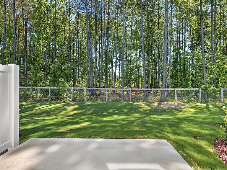 584 Barrington Row Ave — Photo 16