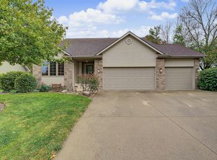 4601 154th St, Urbandale, IA 50323