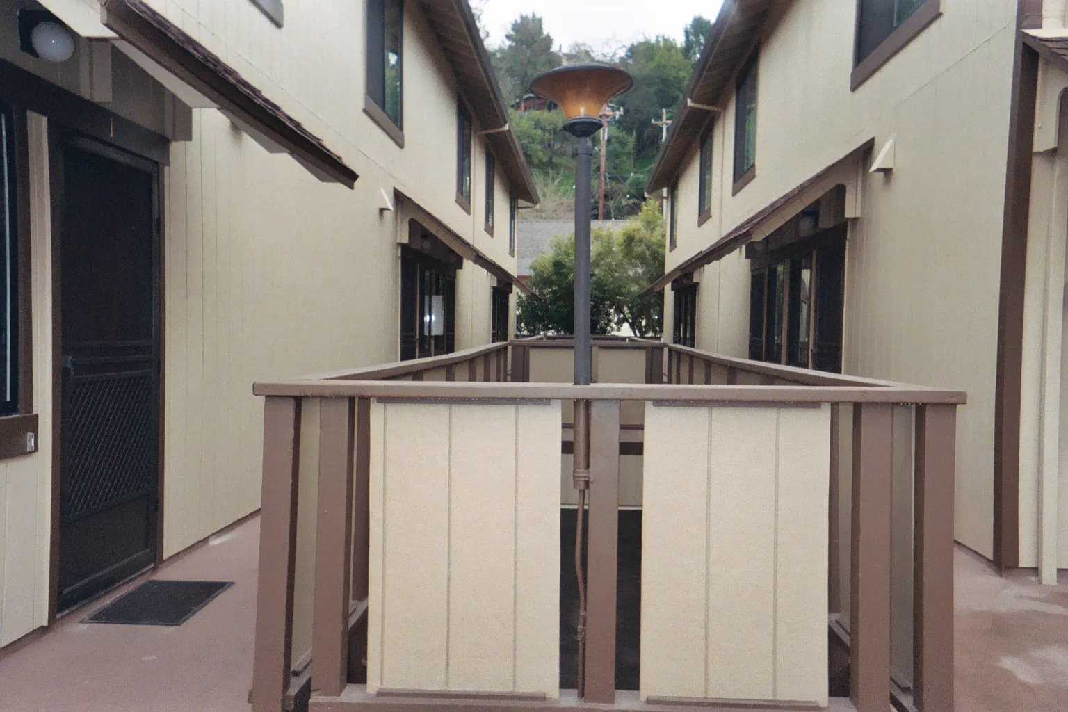 2 bed, 850 sqft, $2,650 — Photo 4