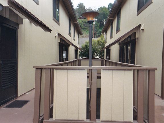 4th image of 5 Octavia St APT 2