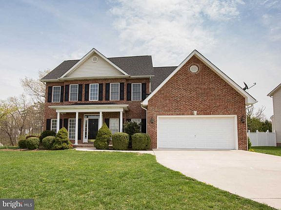 2nd image of 320 Clydesdale Dr