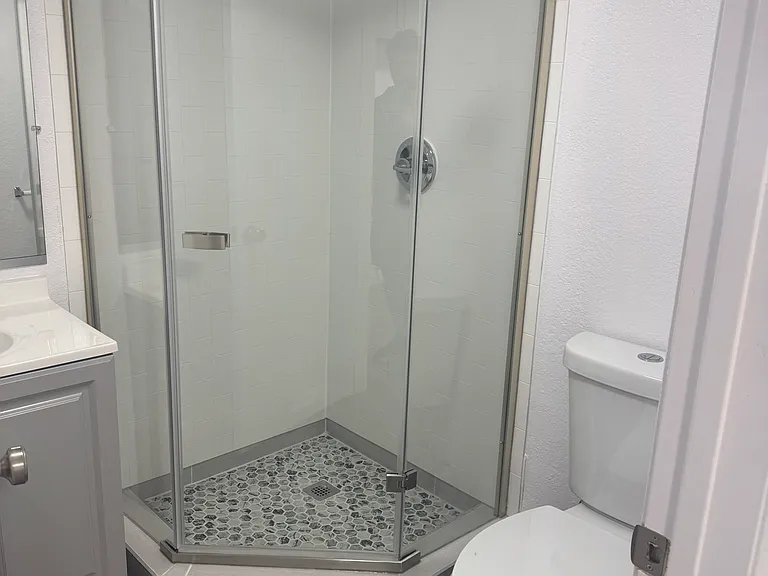 1171 Allen Ave #5 — Photo 5