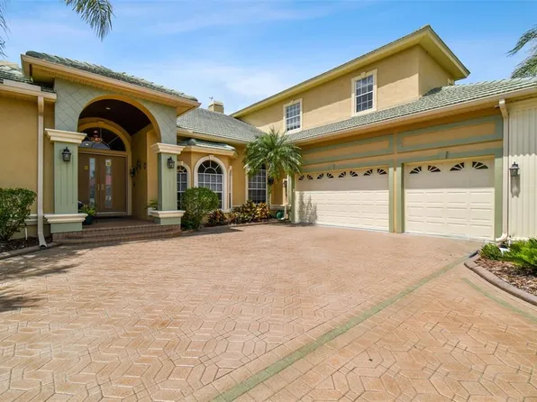 10540 Cory Lake Dr, Tampa, FL 33647