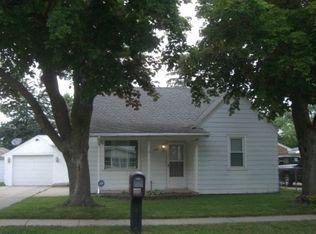 720 Drexel Blvd, Machesney Park, IL 61115