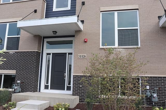 1st image of 3S526 Cambridge Ct