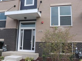 3S526 Cambridge Ct, Warrenville, IL