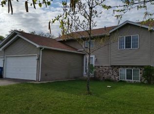655 Marigold Dr S, Cambridge, MN 55008