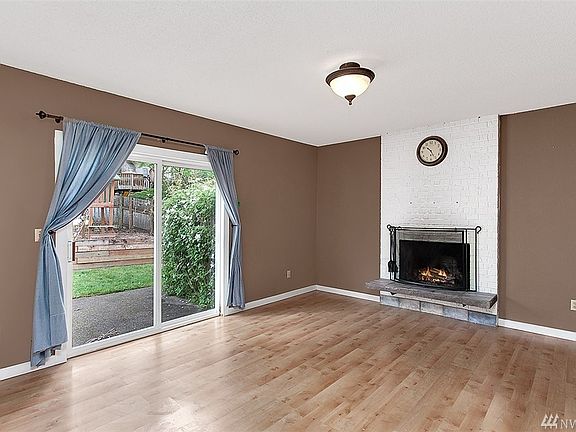 4th image of 14605 127th Ave NE