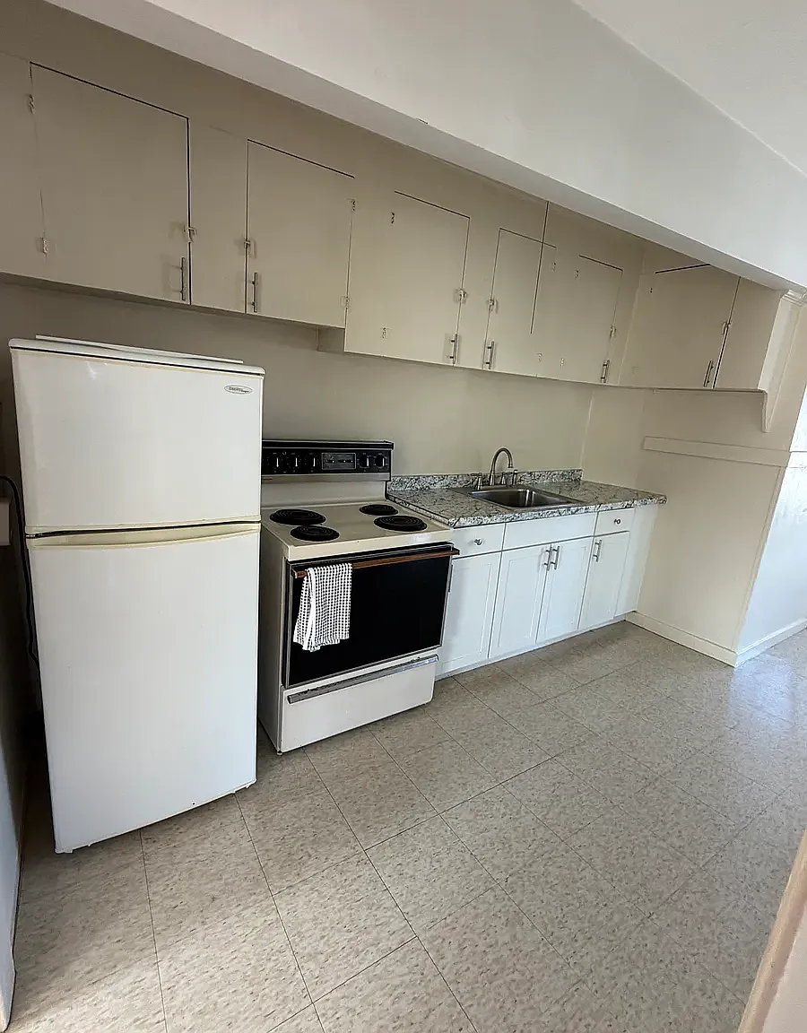 37 Arlington St — Photo 1