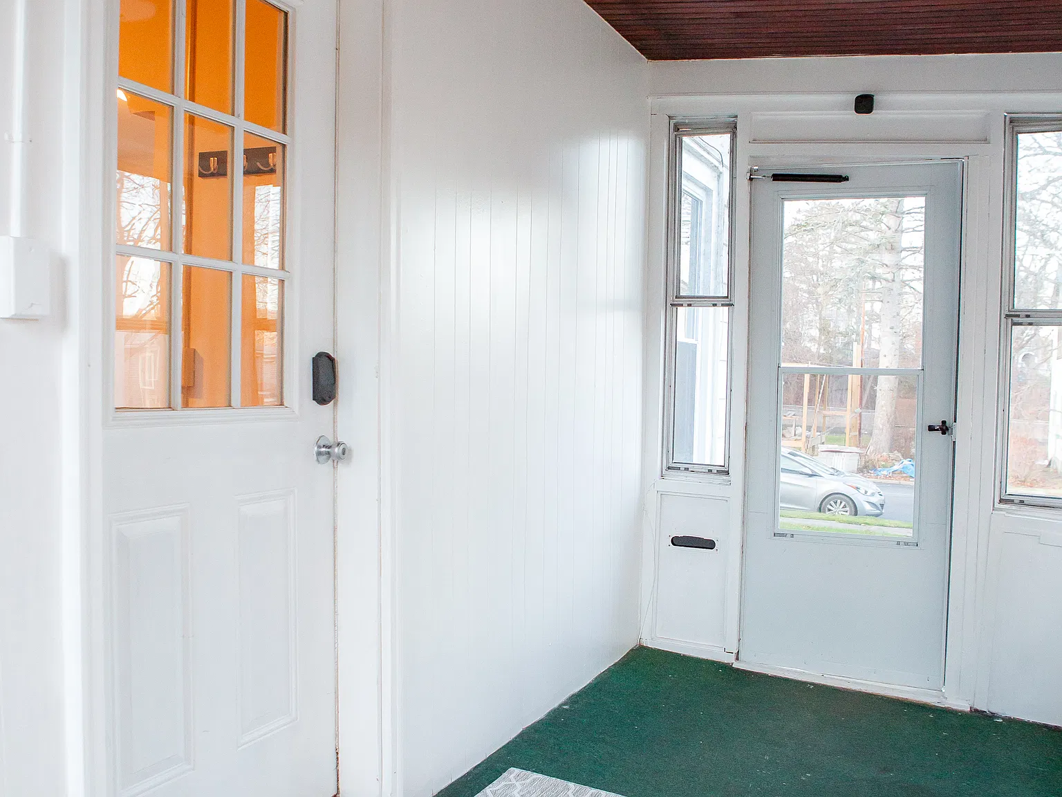 3 bed, 1.5 bath, 1444 sqft, $2,100 — Photo 3