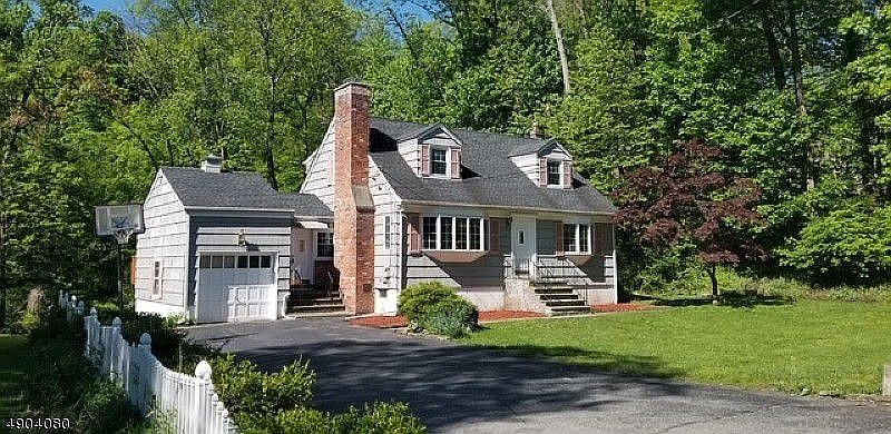 1st image of 141C Union Ave