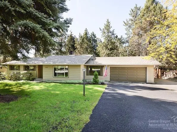 1533 NW West Hills Ave, Bend, OR 97703