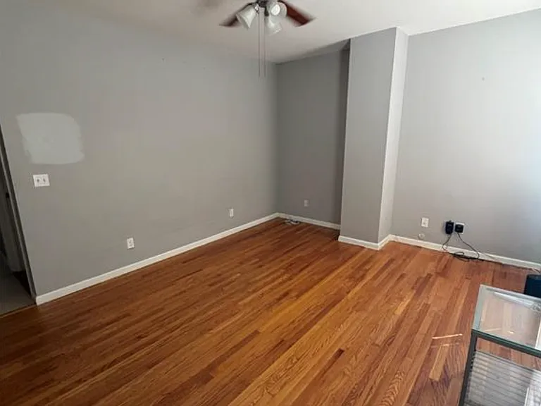 196 Devon St #1 — Photo 5
