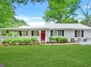 673 Burkhalter Rd SE, Silver creek, GA 30173